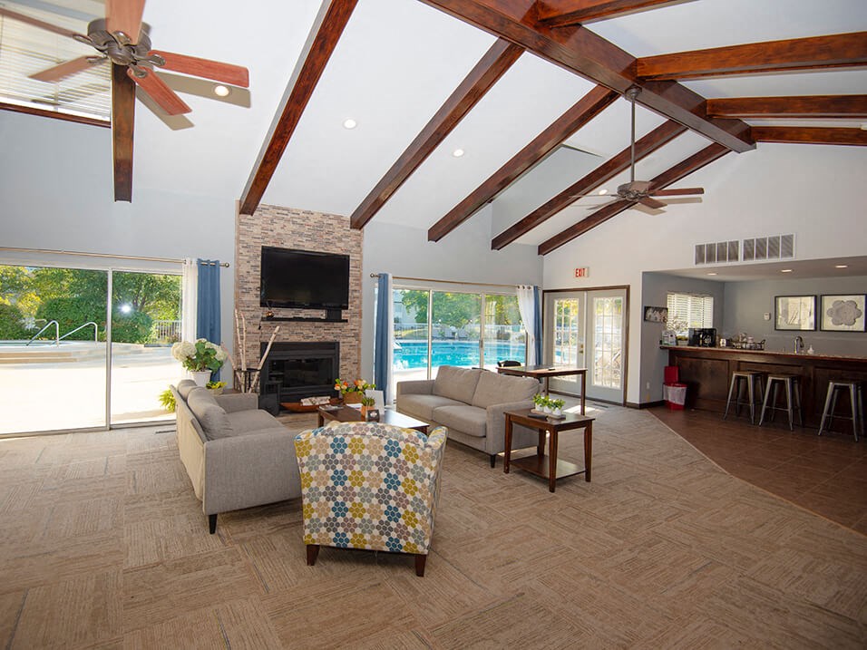 clubhouse at apartment complex