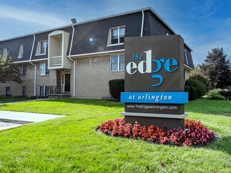 Welcome sign at The Edge at Arlington Apartments