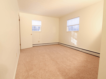 bedroom in apartment - Photo Gallery 3