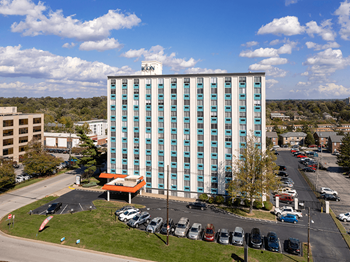 Icon Apartments in Louisville, KY - Photo Gallery 2
