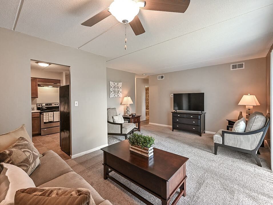 apartment living at Fox Crest Apartments