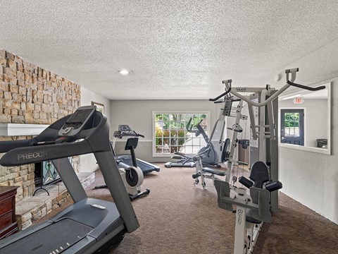 the gym at Forest Park Apartments