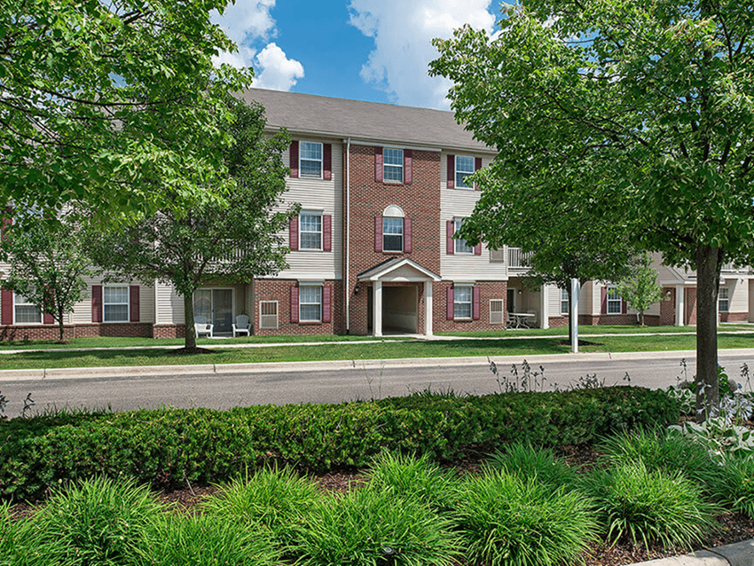 exterior of the gateway of grand blanc apartments - Photo Gallery