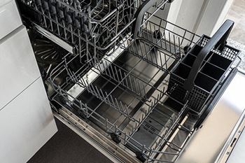 Apartment dishwasher in-unit at huntley ridge clarksville