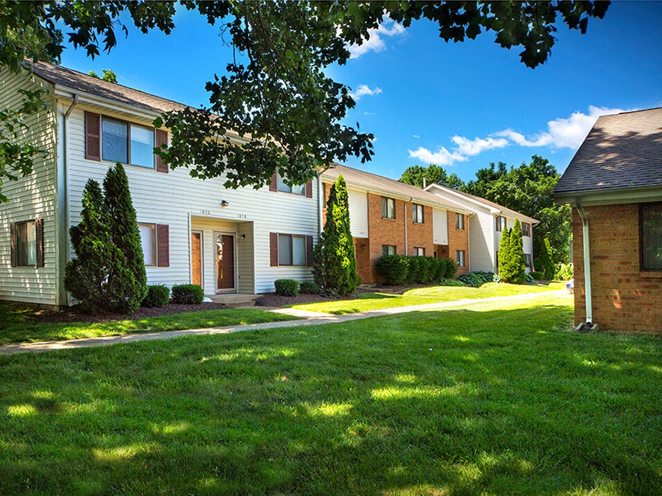 Beautiful green area at indian woods apartments