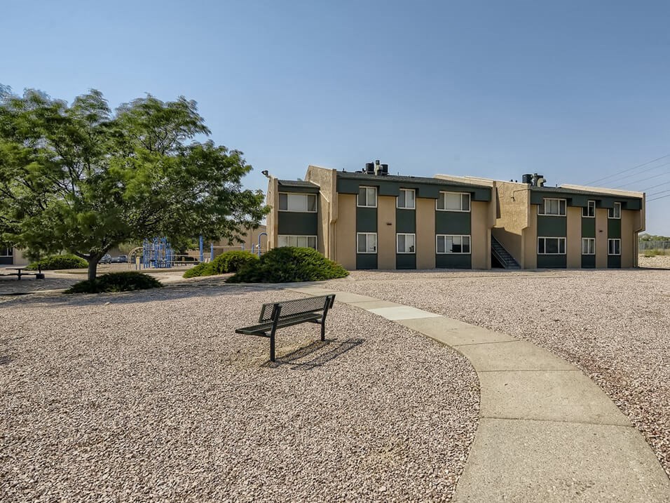 beautiful exterior of mesa gardens apartments