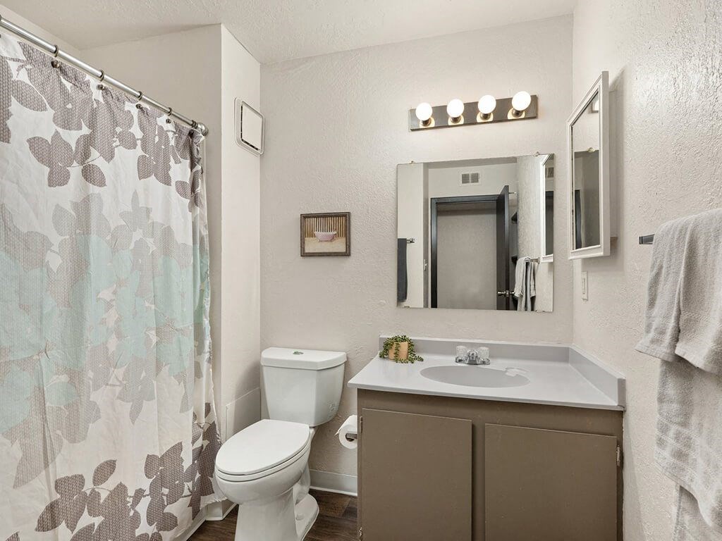 Mission Hill Apartments