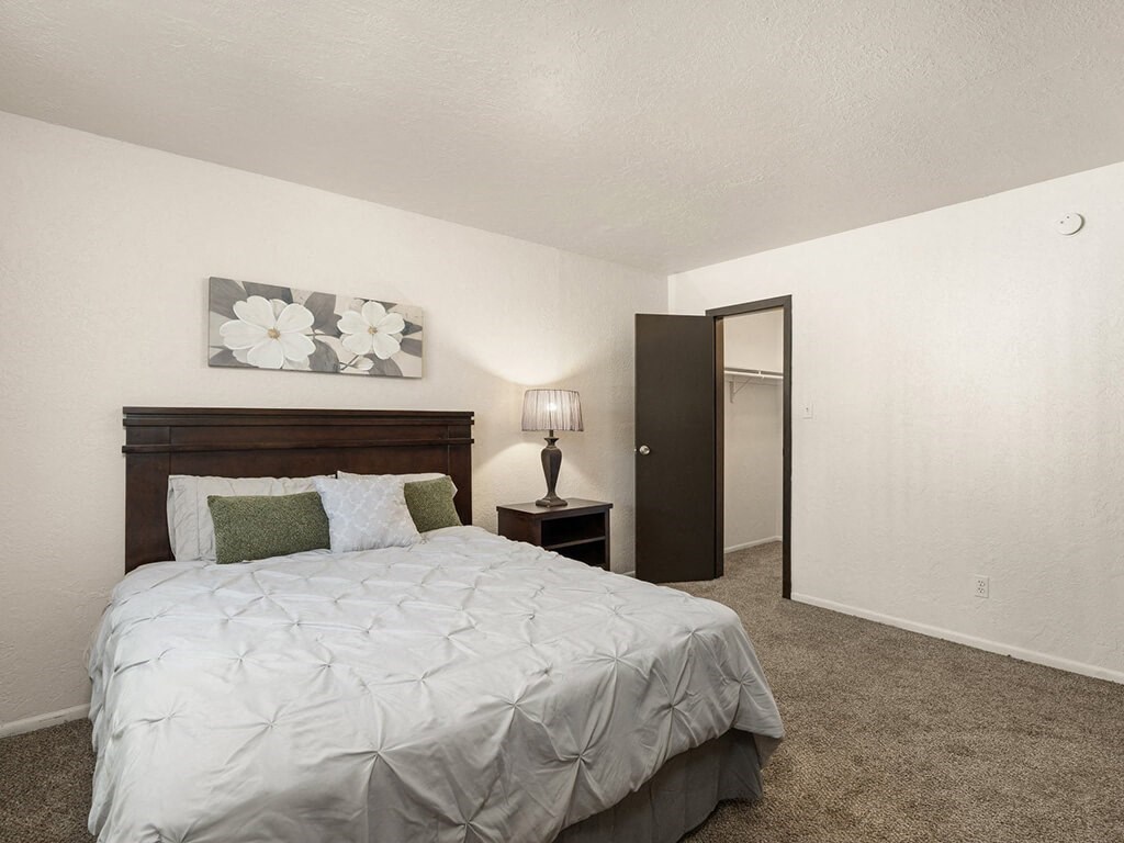 Mission Hill Apartments