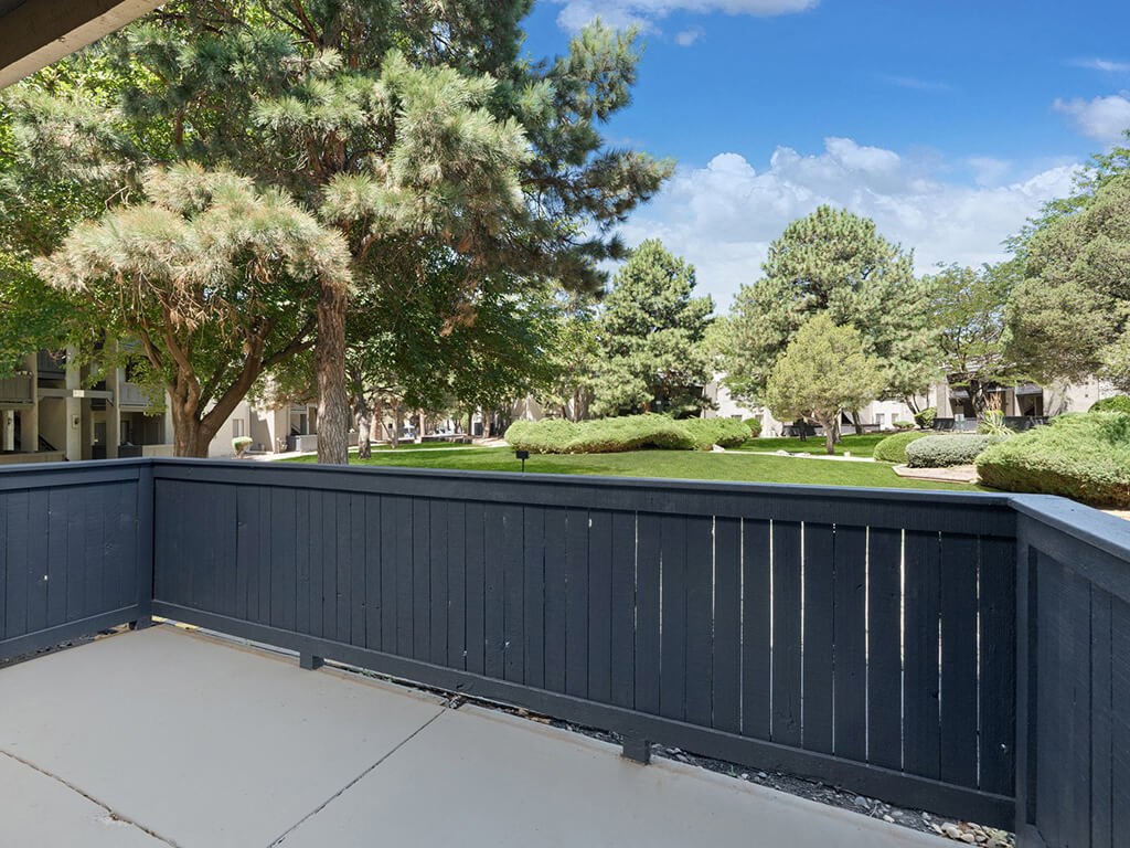 Mission Hill Apartments