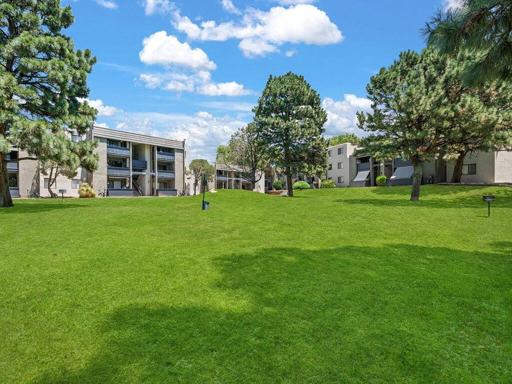 Mission Hill Apartments