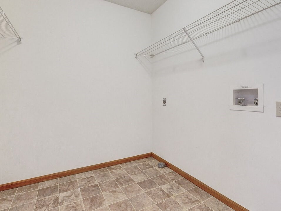 Floor Plan with Washer and Dryer Hookups