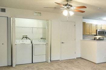 apartment with Washer and Dryer