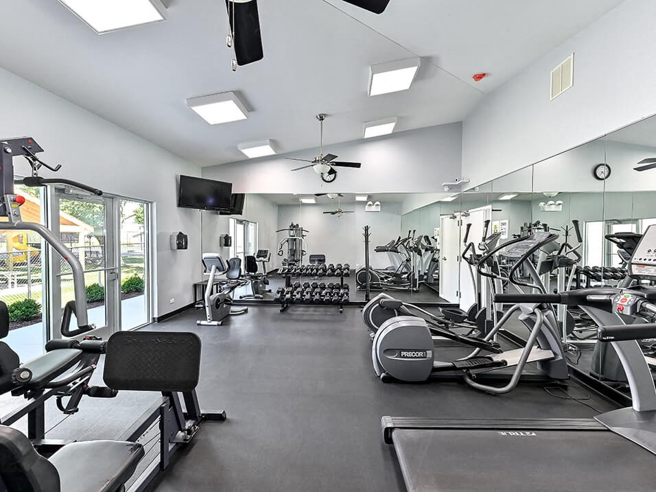 Apartment Fitness Center with Free Weights