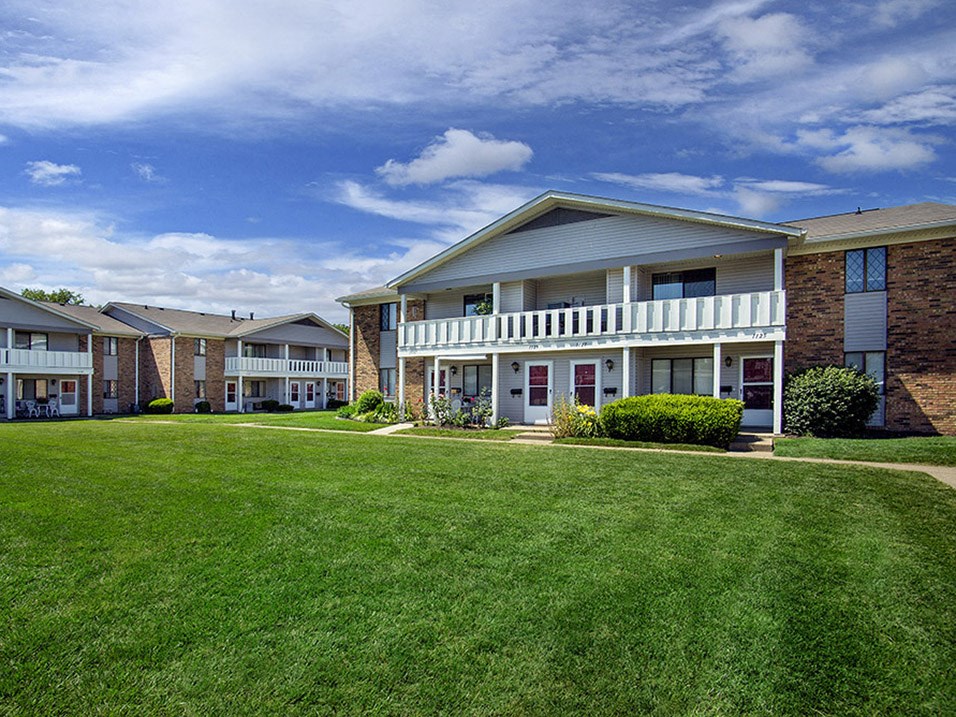 green space outside apartments at north park