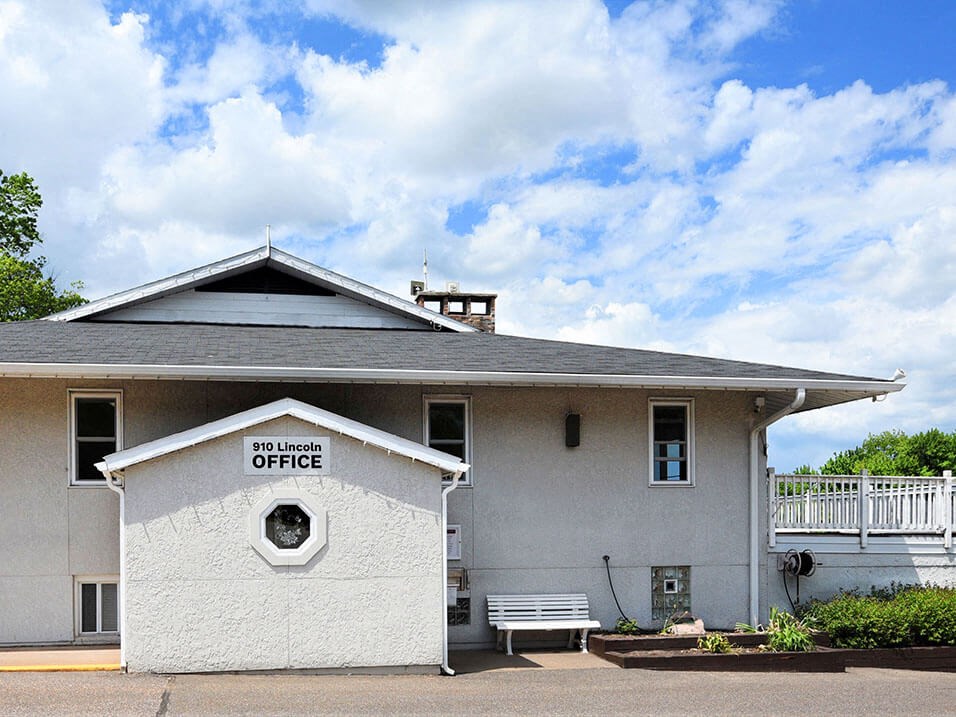 leasing office of Northwoods Apartments
