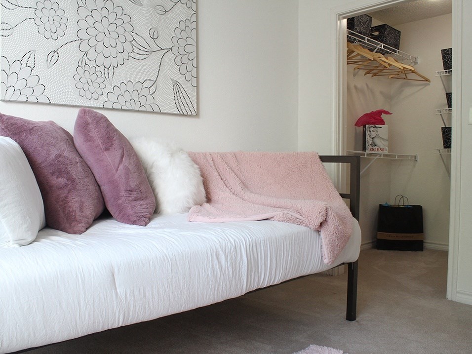 apartment in Valley Park, MO