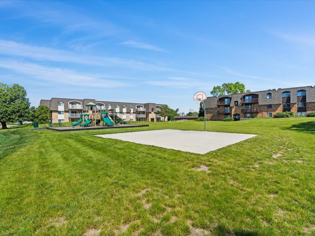 basketball court at apartment community