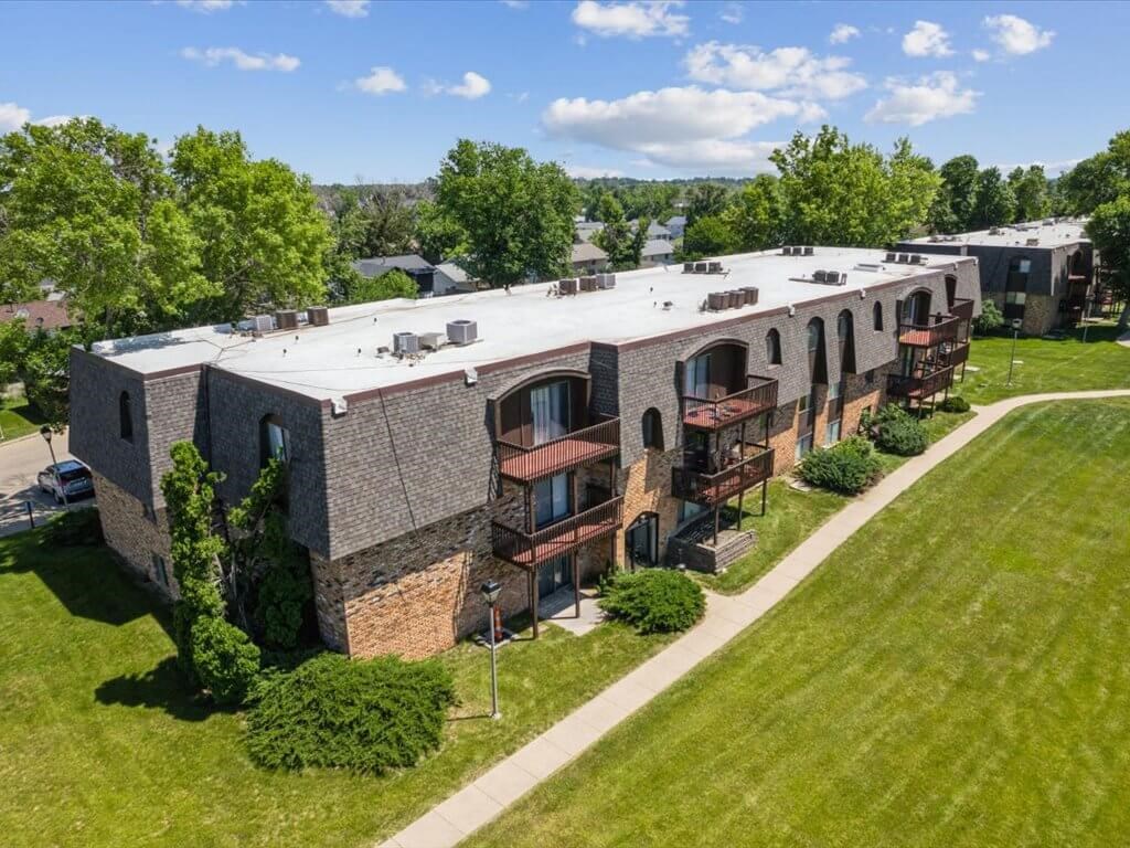 brick apartment building