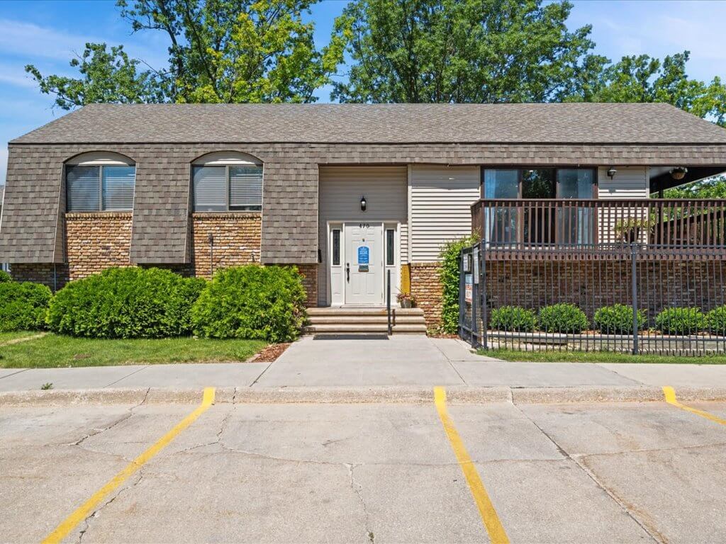 apartment complex with off street parking