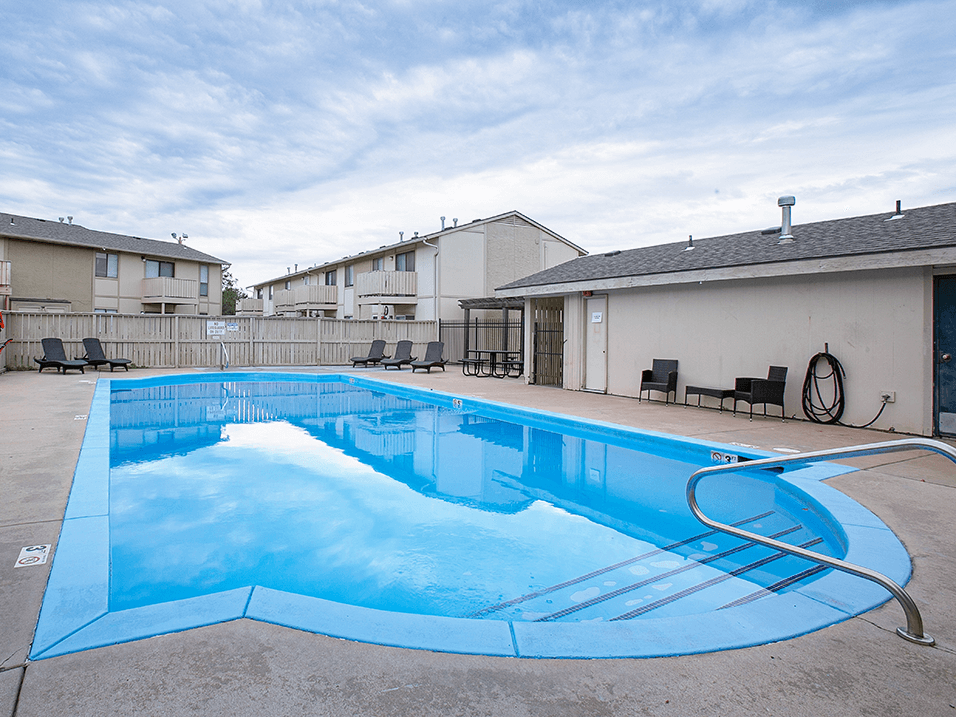 pool at Ponderosa Apartments