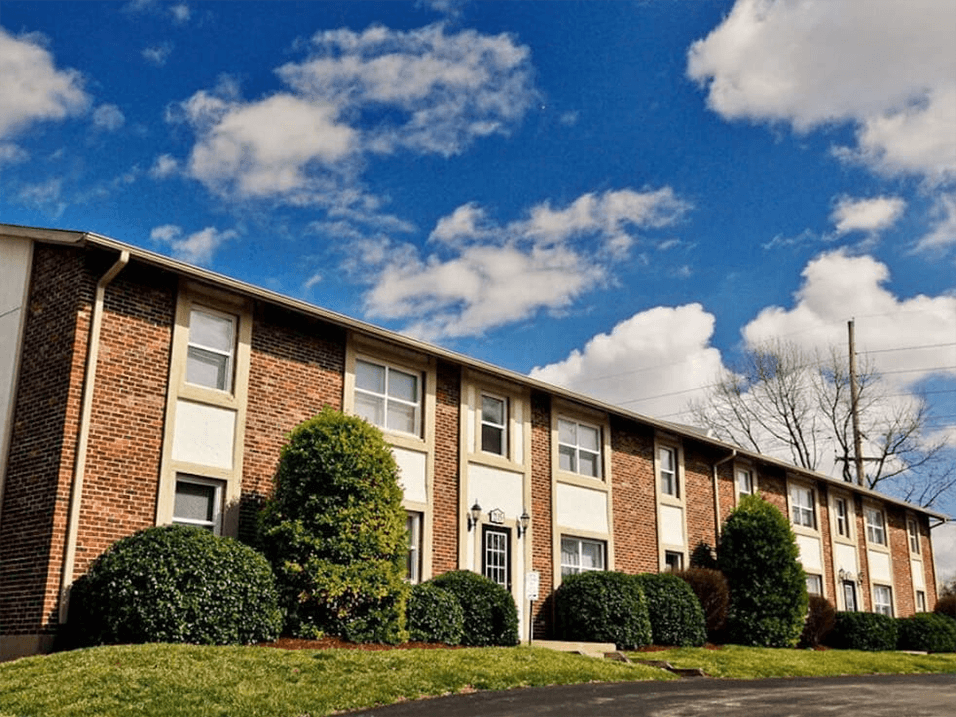 Apartment Buildings in Florissant