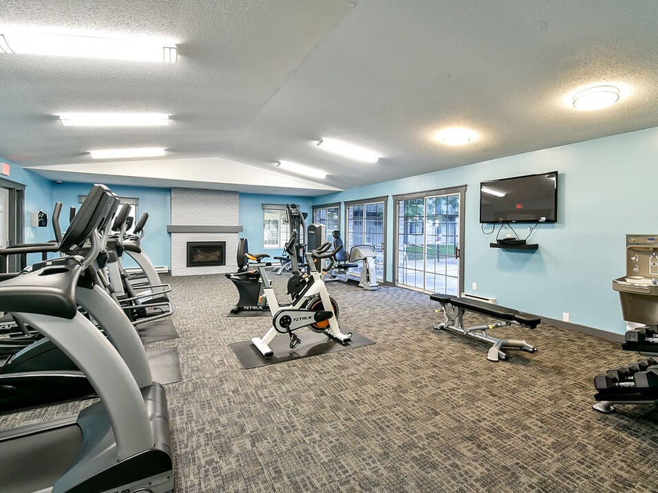 gym access at river's edge apartments