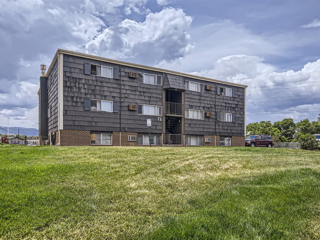 apartment building in Fort Collins