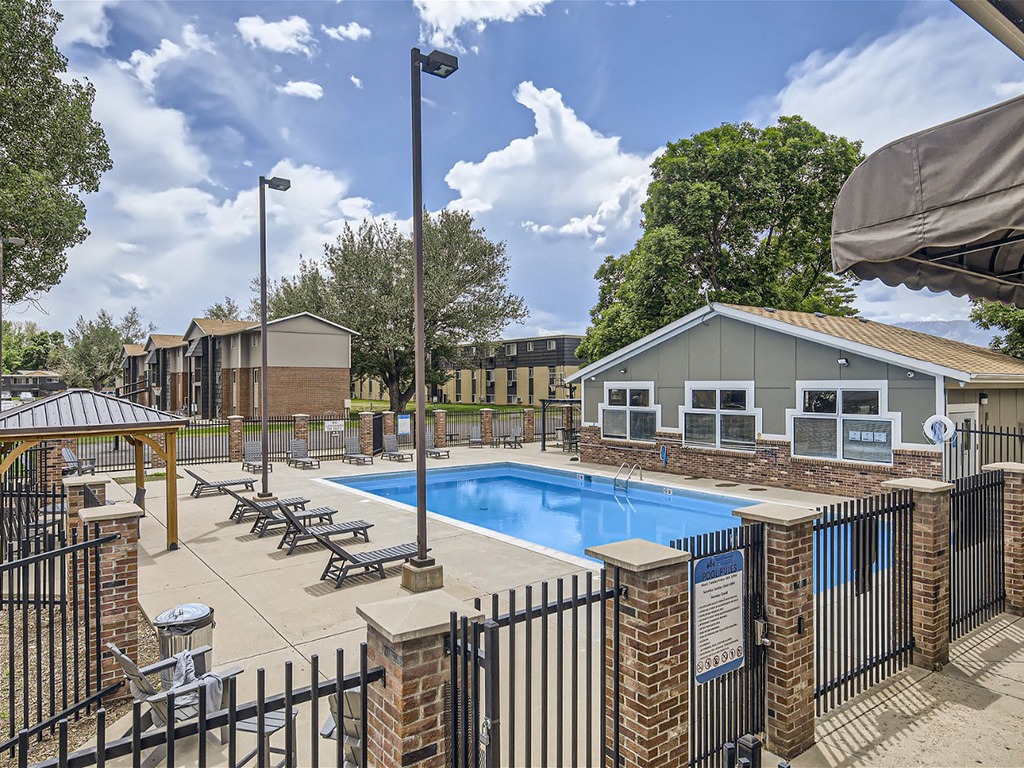 Ramblewood Apartments