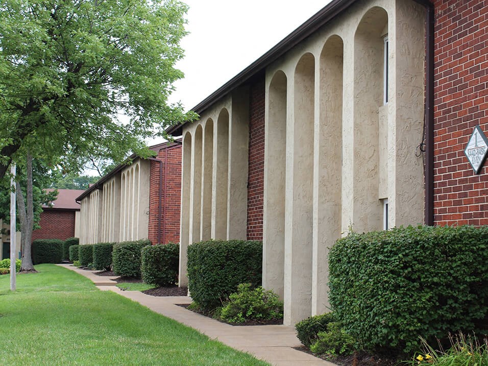 apartment complex with 24-hour emergency maintenance