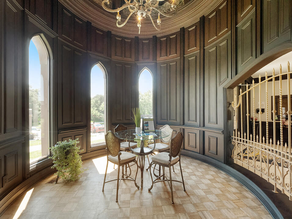 Stonehenge Gates Apartments clubhouse dining room