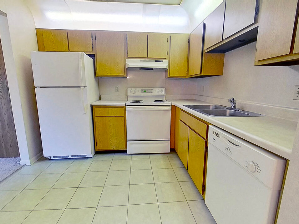 spacious kitchen at Stonehenge Gates Apartments
