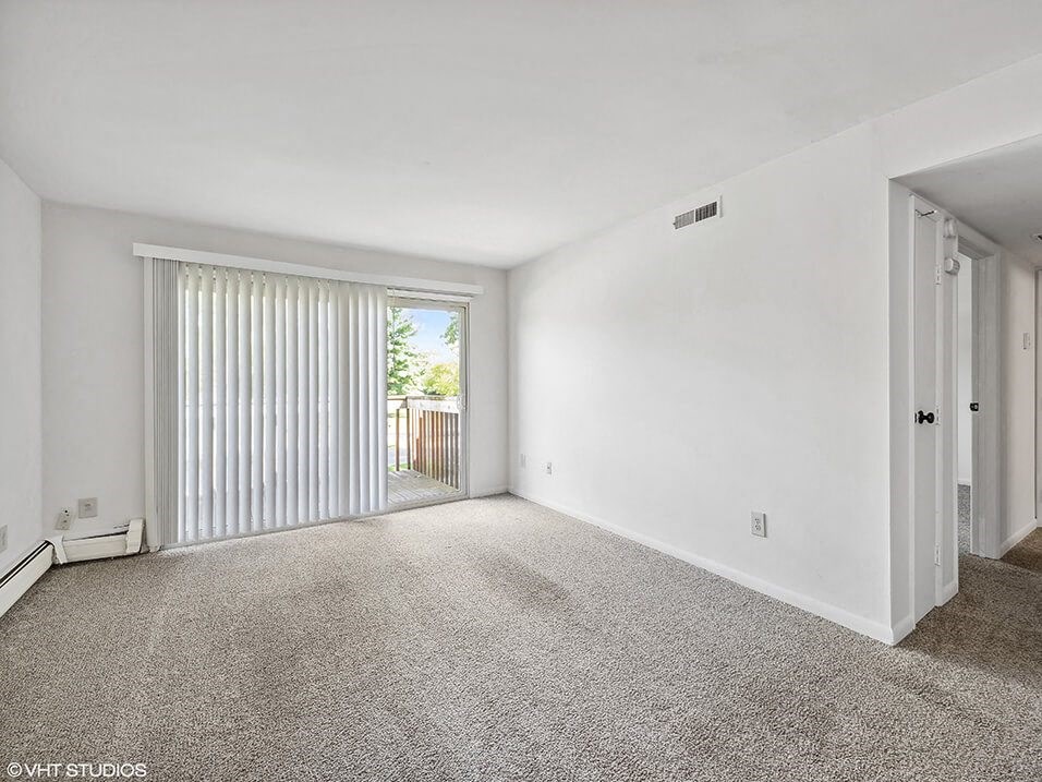 apartment living room with balcony in West Chester