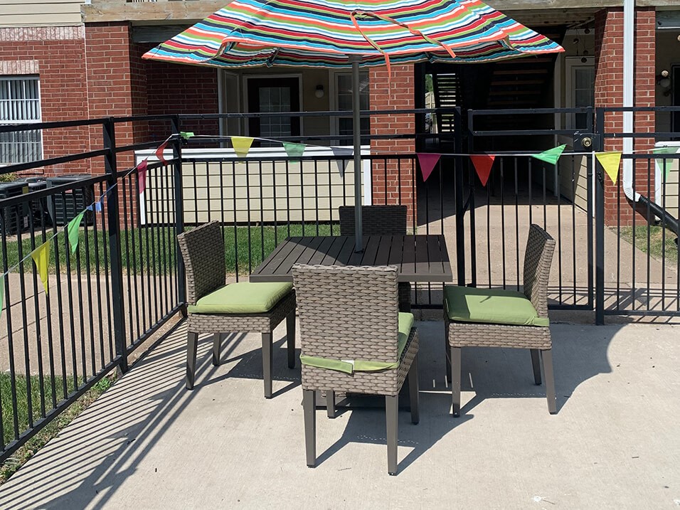 apartments in Milan IL with a pool