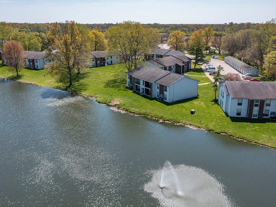 Willow Crossings apartments in terre haute in