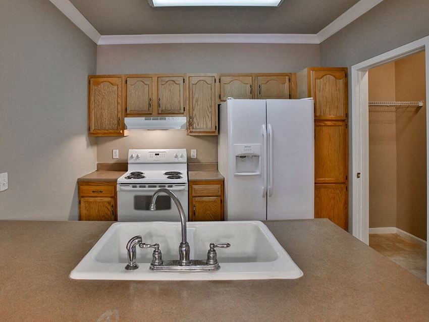 Kitchen at Willow Crossings Apartments in Terre Haute - Photo Gallery 1