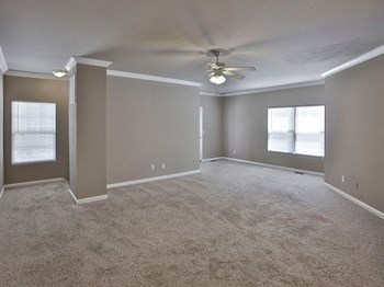 Willow Crossings Apartments in Terre Haute IN - Photo Gallery 5