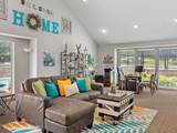 1-bedroom apartment at The Retreat At Woodlands Apartments in Kansas City