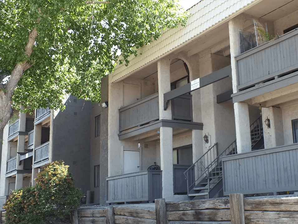 apartments with private balcony/patio