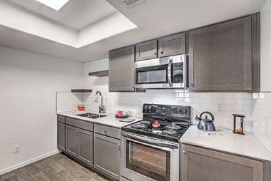 7100 West Alexander Rd Studio-2 Beds Apartment for Rent - Photo Gallery 1