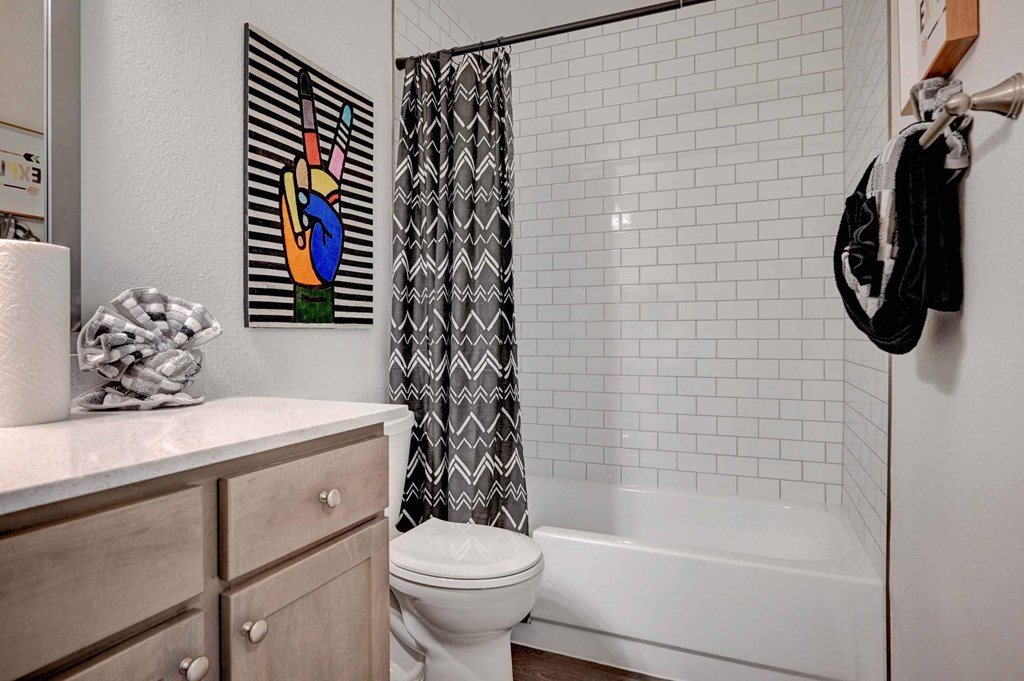 Bathroom With Bathtub at Solstice Apartment Homes, Las Vegas, NV, 89108