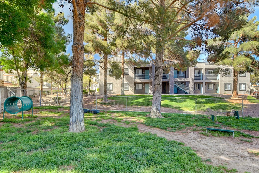Gassy Area at The 95 Apartments, Las Vegas, Nevada