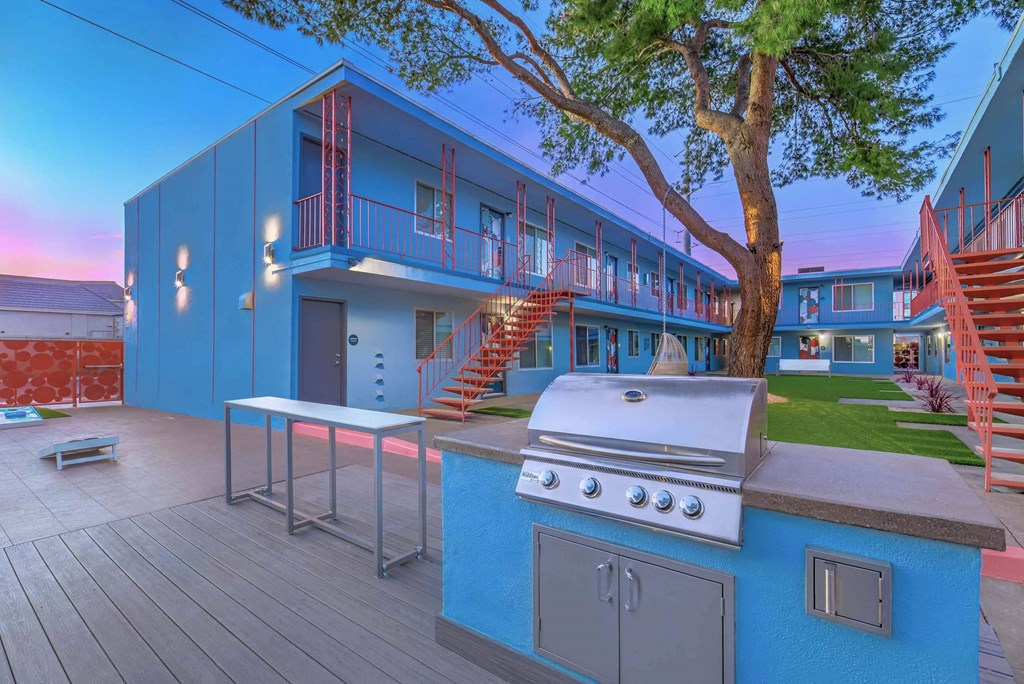 Grill Stations at The Neon Apartments, Las Vegas, NV, 89106