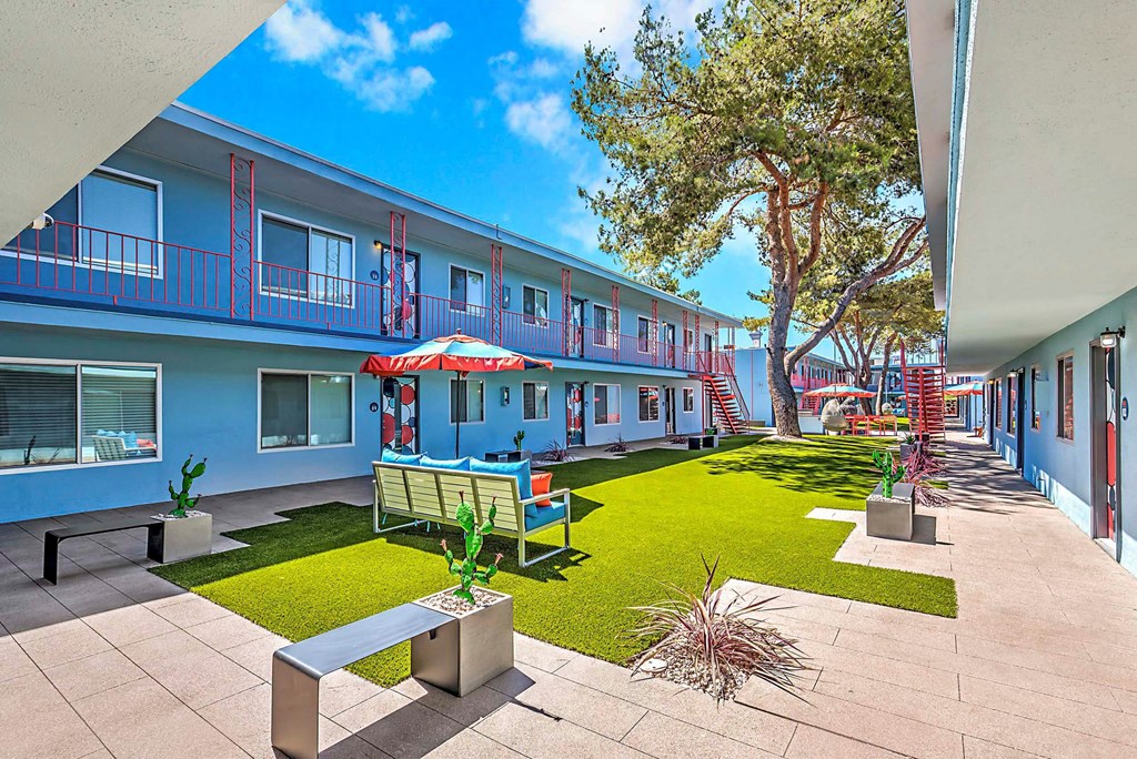 Courtyard Lounge at The Neon Apartments, Nevada, 89106