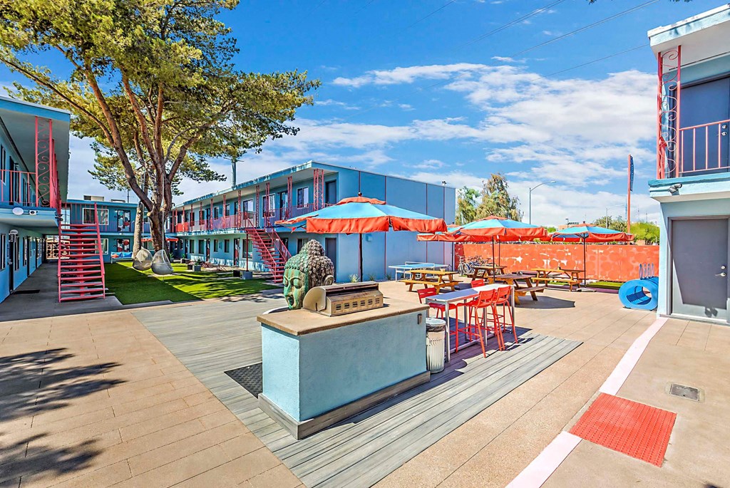 Outdoor Grill And Patio at The Neon Apartments, Nevada
