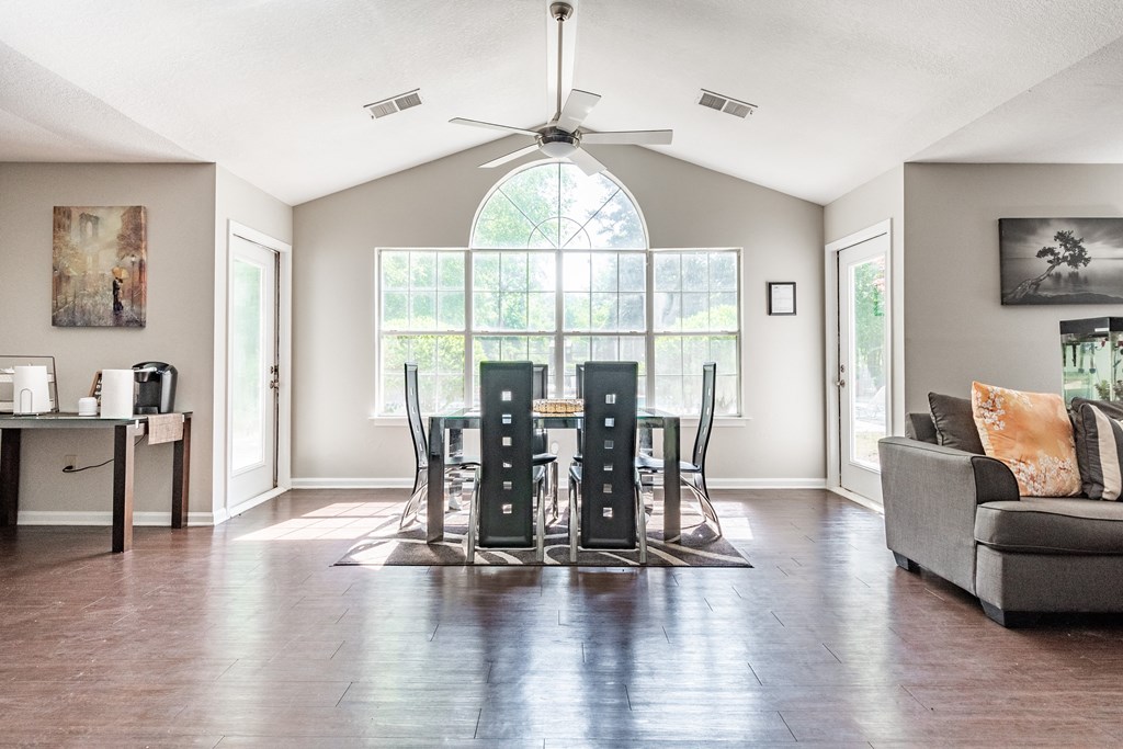 Georgetown Village And Timberlane Apartments