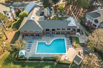 10300 Kingsclere Drive 1-3 Beds Apartment for Rent - Photo Gallery 4