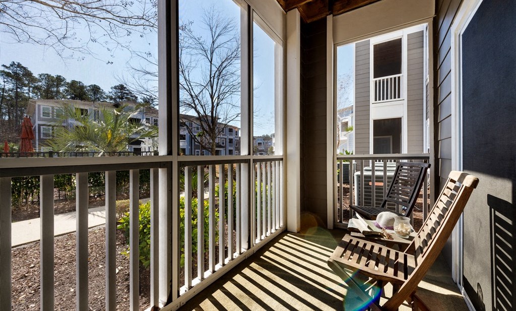 Patio at Latitude at the Commons