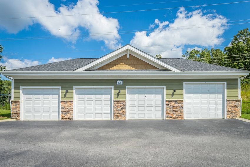 Hawthorne At The Summit Apartments, 8602 Summit Peak Way, Ooltewah, TN