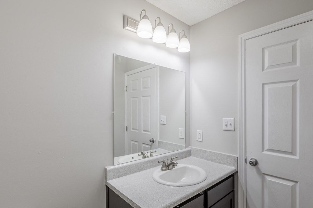 Espresso Floorplan Bathroom