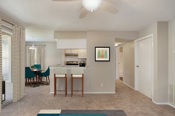 1032 Hidden Harbour Dr 1-3 Beds Apartment for Rent - Photo Gallery 14